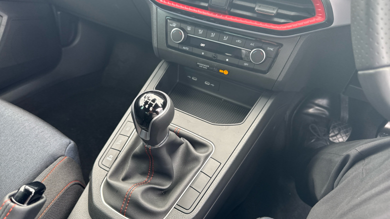 SEAT Ibiza 1.0 TSI 115 FR 5dr Petrol Hatchback